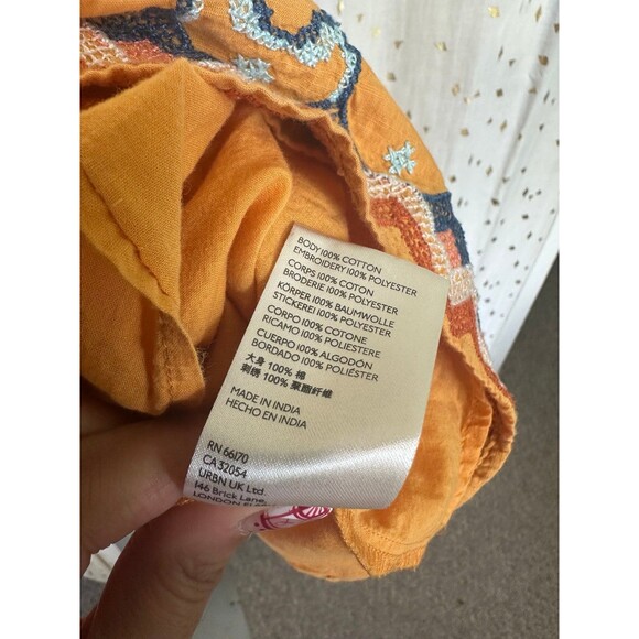 By Anthropologie 100% Cotton Embroidered Smocked Swing Self Tie Tank Top M - Picture 5 of 6